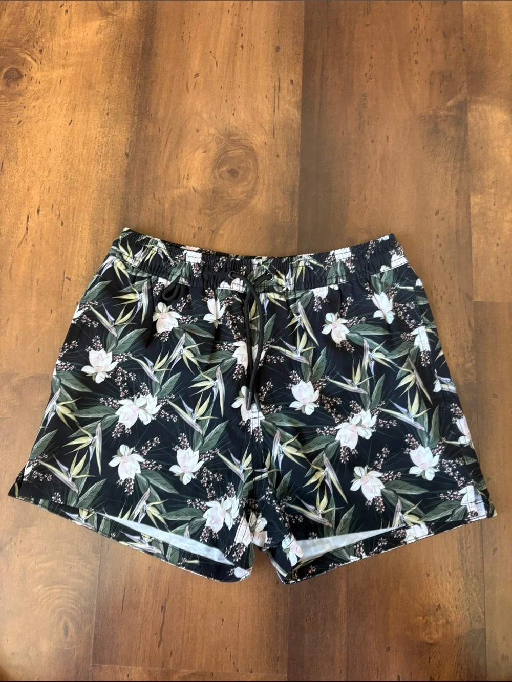 Apollo and Sage Floral Black Drawstring Men’s Swim Trunks